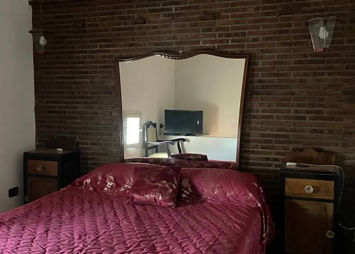 Sant' Agata Al Borgo Pensión *